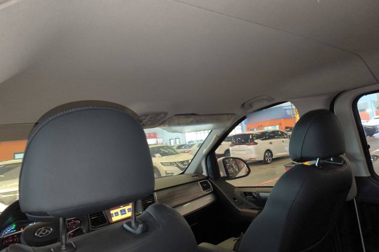 Used SAIC MAXUS G10 2022 2.0T Automatic Elite Edition Gasoline 7-Seater