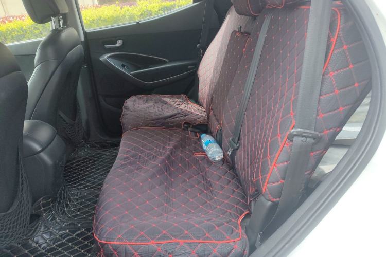 Used Hyundai Santa Fe 2013 2.4L Automatic Two-Wheel Drive Smart Version
