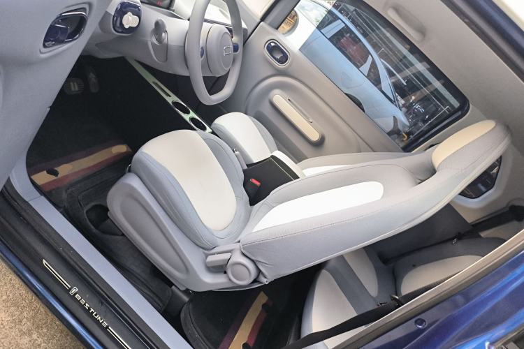 Used Bestune Pony 2024 122km range cute pony Left Front Seat