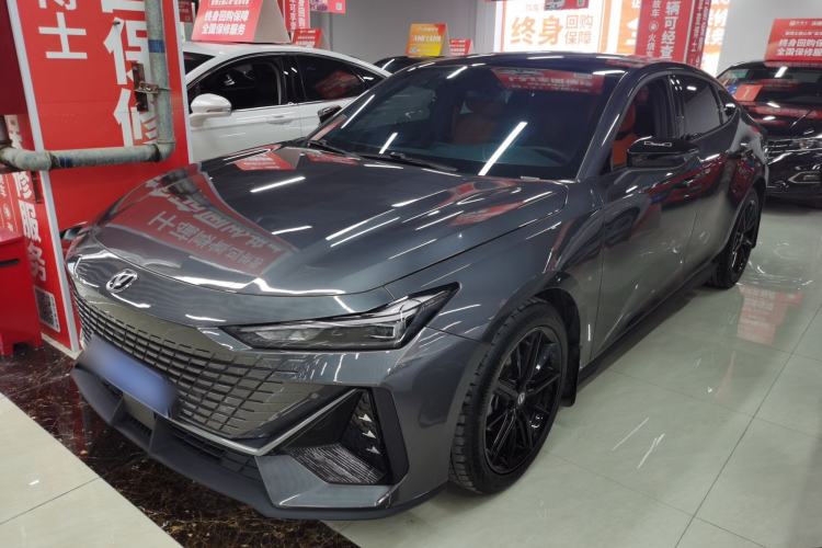 Used CHANGAN UNI-V 2022 1.5T Prestige Version