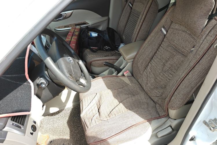 Used Buick Excelle 2015 1.5L Manual Classic Trim