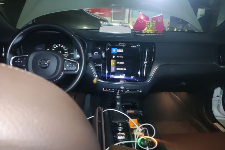 Used Volvo S60 2021 T4 Zhiyi Luxury Edition
