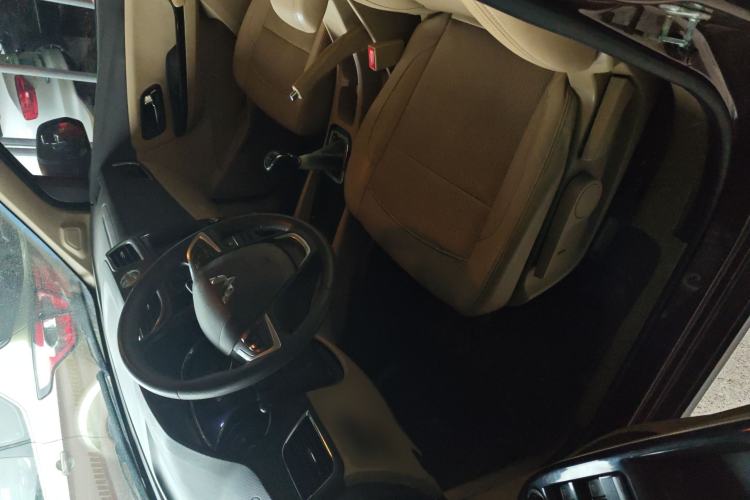 Used Wuling Hongguang 2016 1.5L S1 Deluxe Model China V-standard Left Front Seat