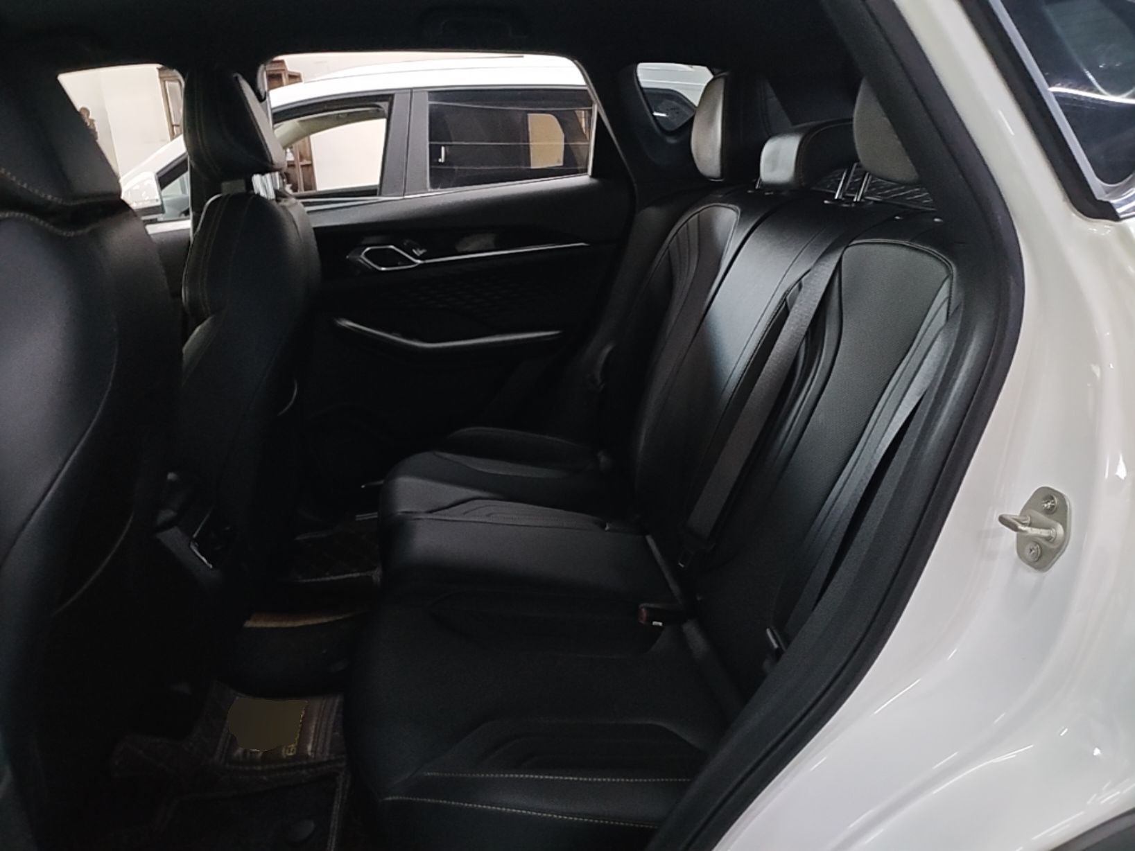 Geely Auto Coolray 2025 Bin Yue L 1.5TD DCT Star Diamond — снимка 20