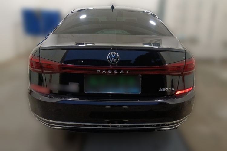 Used Volkswagen Passat 2025 Premium Version 380TSI Dragon Edition
