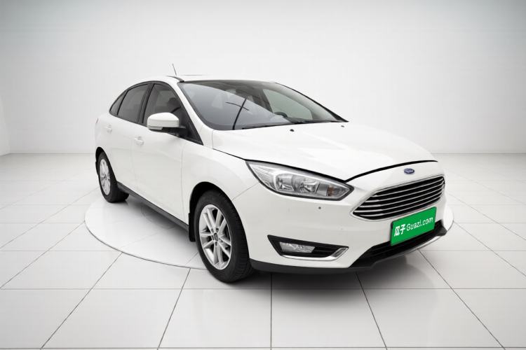 Used Ford Focus 2017 Sedan 1.6L Manual Fashion Edition Smart Drive Version

