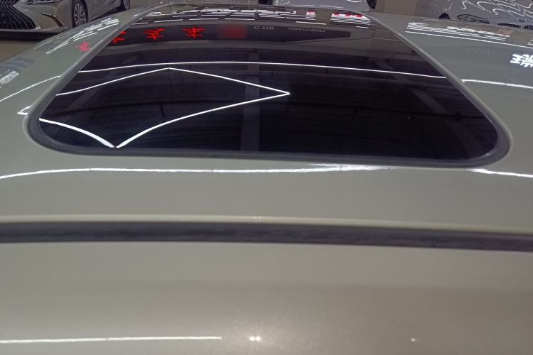 Used Infiniti ESQ 2014 1.6L Spontaneous Edition
