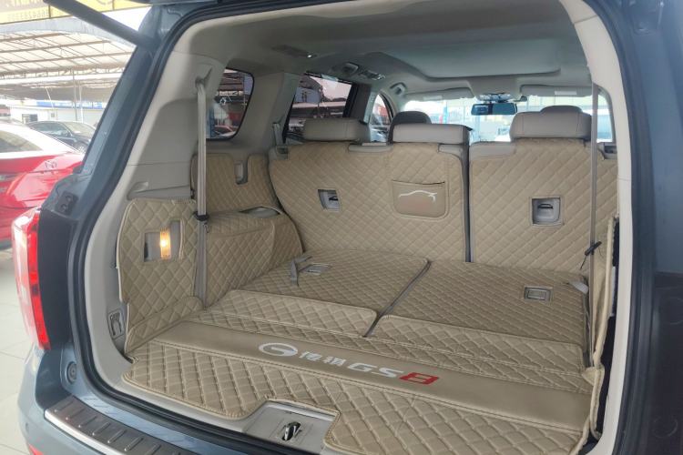 Used GAC Trumpchi GS8 2017 320T Four-Wheel Drive Luxury Smart Connectivity Version (7 Seats)
