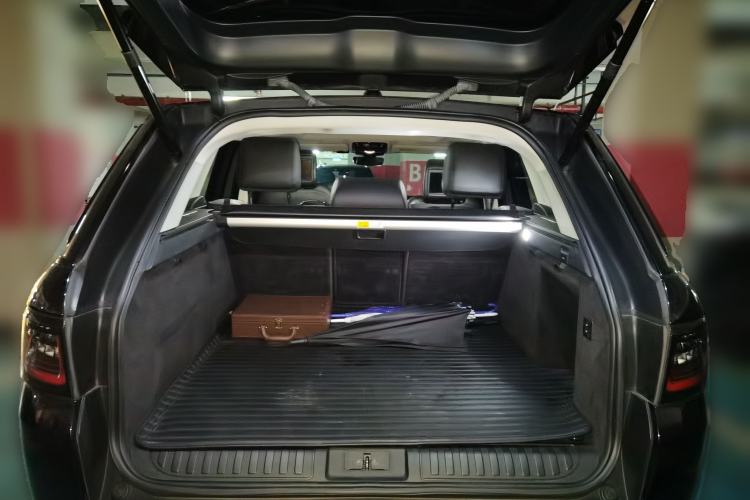 Used Land Rover Range Rover Sport 2020 3.0 L6 SE