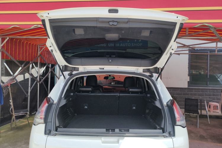 Used Peugeot 3008 2016 1.6THP Automatic Classic Edition