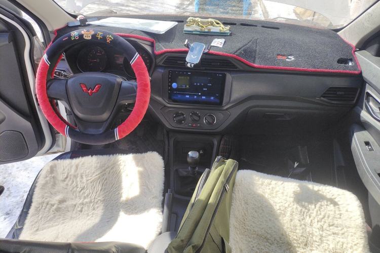 Used Wuling Hongguang 2021 1.5L S Base Version LAR