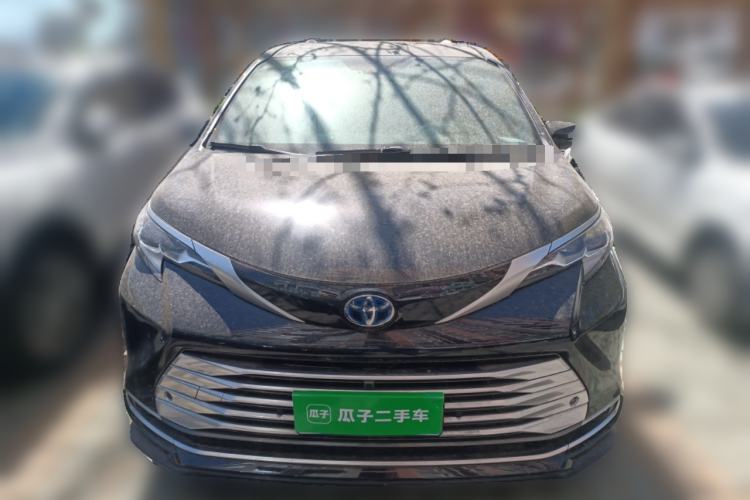 Used Toyota SIENNA 2021 2.5L Hybrid Platinum Edition Front