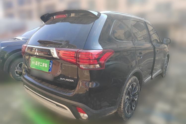 Used Mitsubishi Outlander 2020 2.0L Two-Wheel Drive Enjoyment Version 5 Seats
