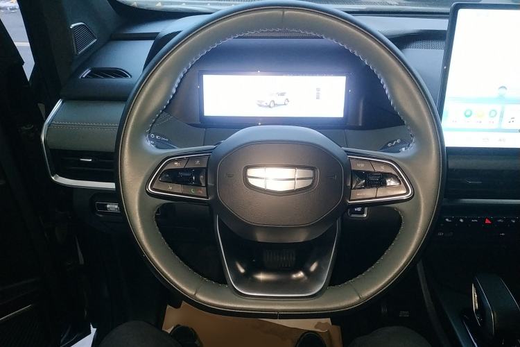 Used Geely Auto Haoyue L 2024 2.0T DCT Flagship Version
