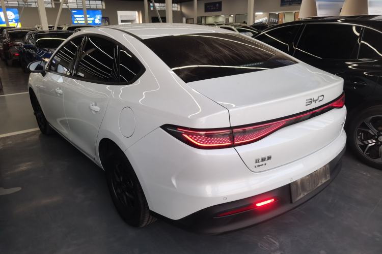 Used BYD Seal 05 DM-i 2025 DM-i Smart Drive 55KM Luxury Model Rear Left 45 Deg