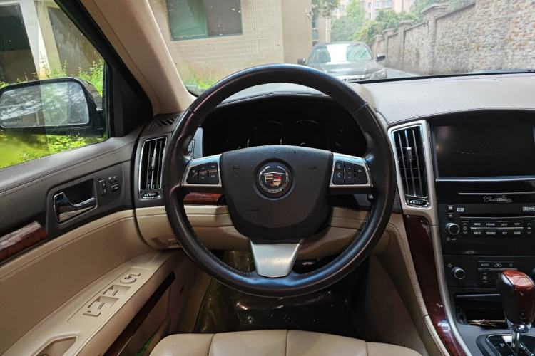 Used Cadillac SLS Seville 2011 2.0T Luxury Edition Steering Wheel