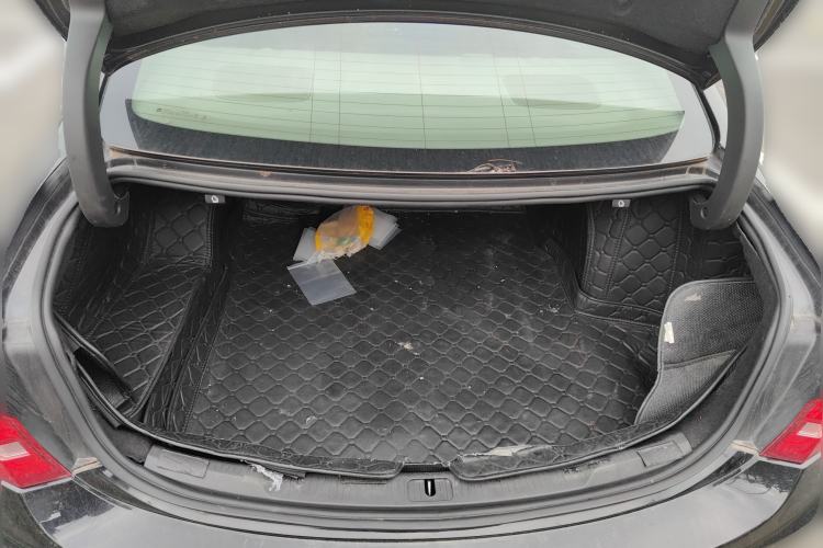 Used Buick LaCrosse 2018 20T Elite Edition Trunk