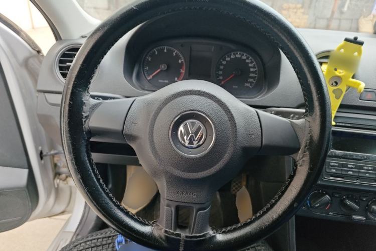Used Volkswagen Jetta 2013 1.6L Manual Fashion Edition
