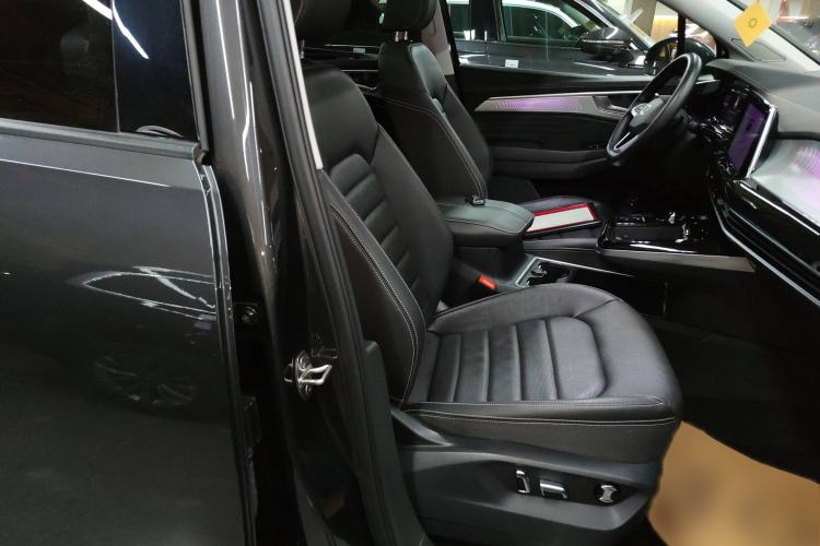 Used Volkswagen Talagon 2023 Facelift 380TSI All-Wheel-Drive Luxury Jiajing Pro 6-Seater
