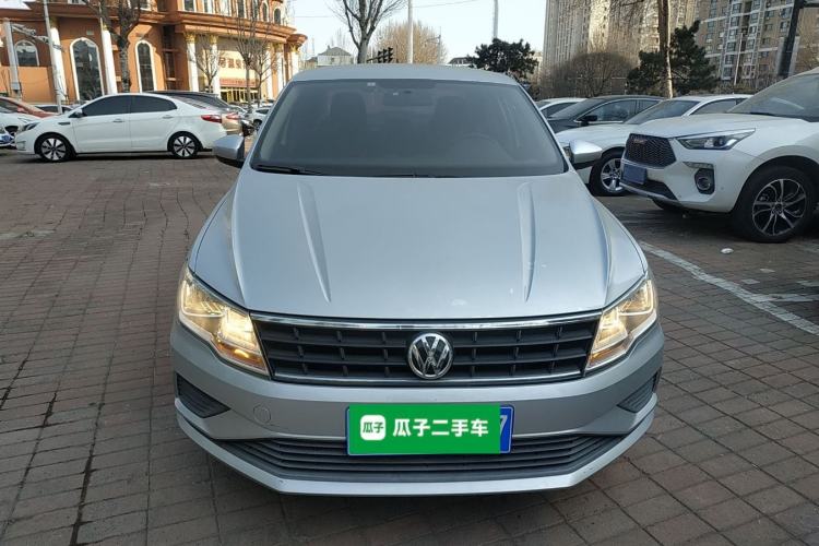 Used Volkswagen Jetta 2017 1.4L Manual Fashion Edition