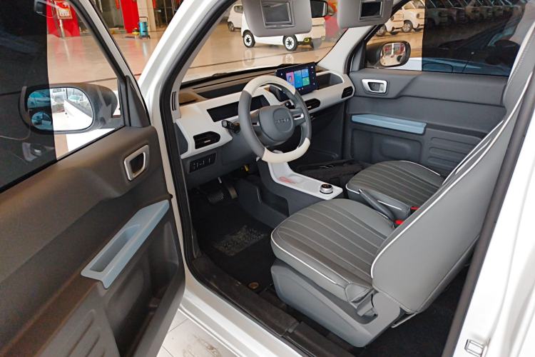 Used Geely Galaxy Panda 2024 Panda Mini 200km Endurance Bear