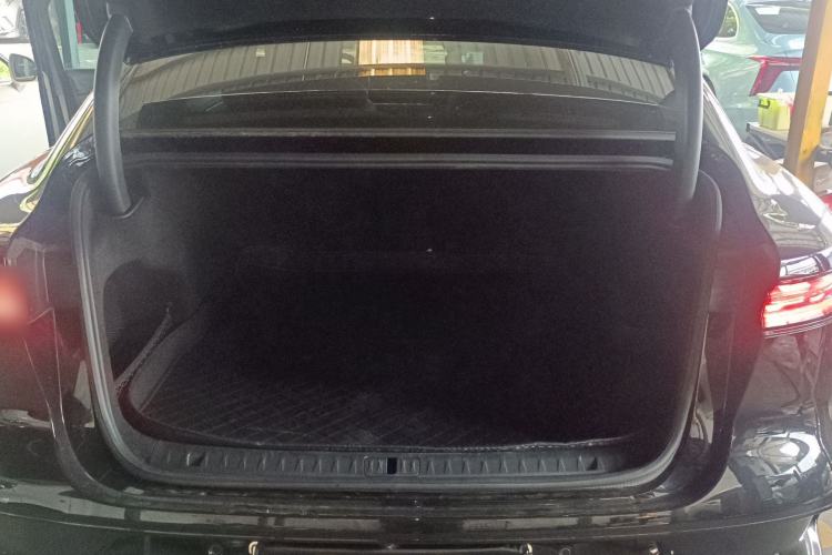 Used VOYAH PASSION 2024 PHEV Four-Wheel Drive Ultra-Long Range Flagship Model Trunk