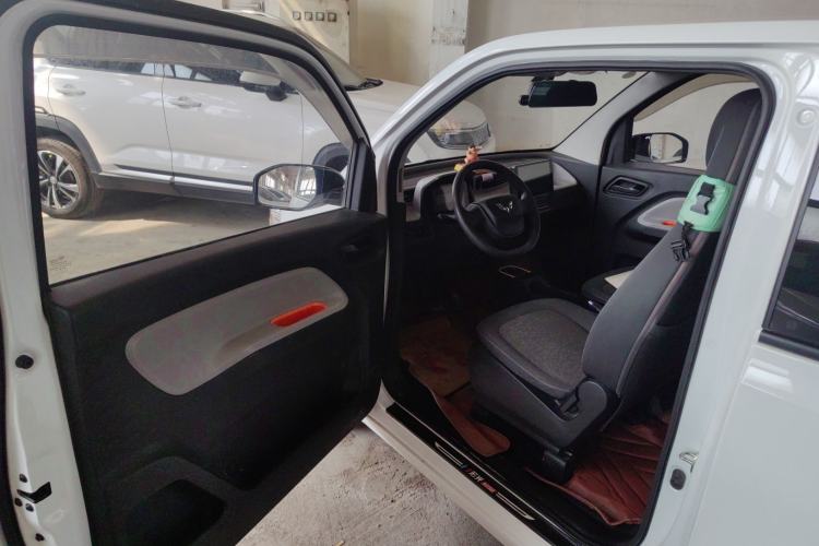 Used Wuling Hongguang MINIEV 2020 Lite Version Lithium Iron Phosphate Driver Seat