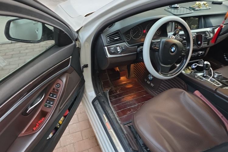 Used BMW 5 Series 2014 525Li Luxury Design Package Driver Seat