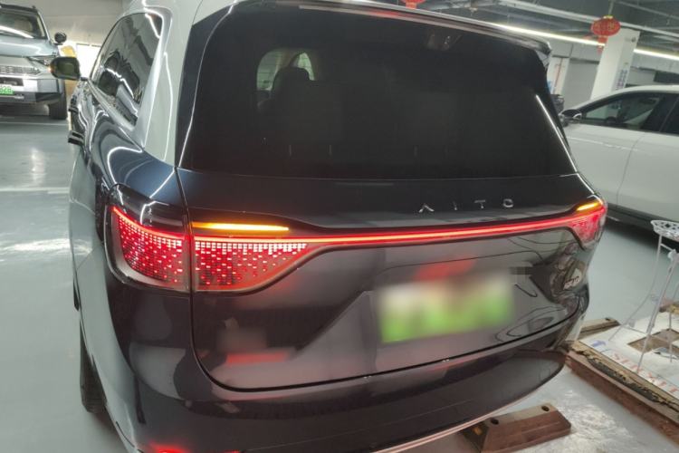 Used Hima AITO M9 2025 Extended-Range Ultra Version 52 kWh 6-Seater