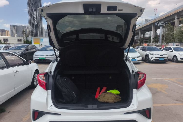 Used Toyota C-HR 2020 2.0L Leading Edition Trunk