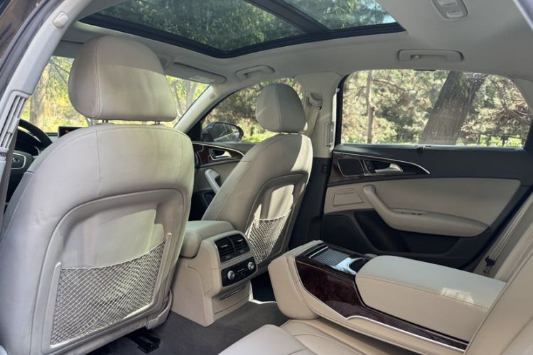 Used Audi A6L 2016 30 FSI Comfort Version Interior 5