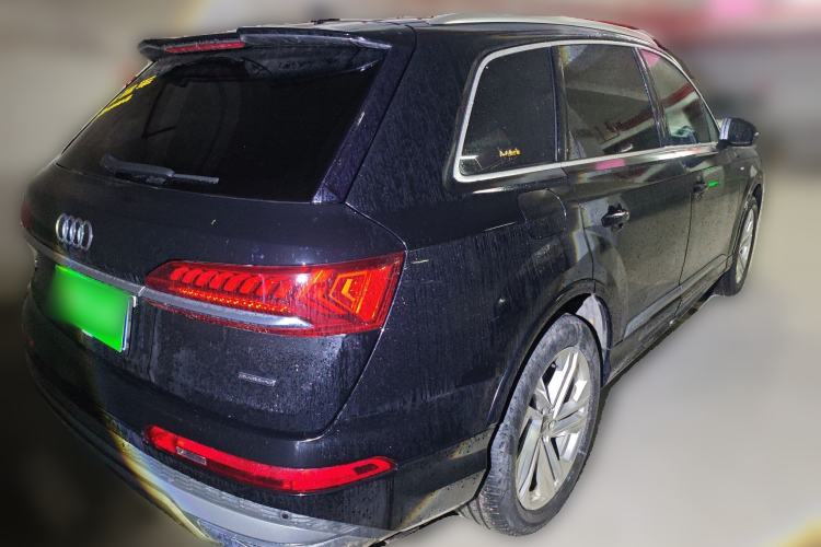 Used Audi Q7 2020 55 TFSI quattro S line sports model