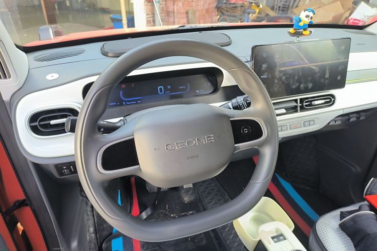Used Geely Galaxy Panda 2025 210km Panda Rider Steering Wheel