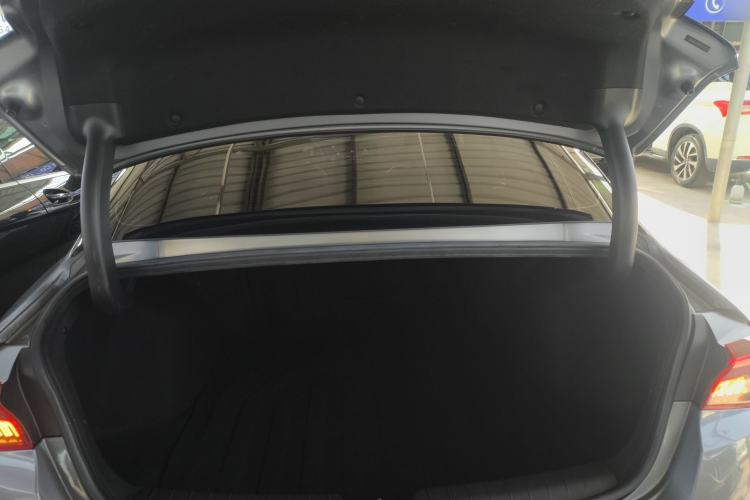 Used Kia K5 2021 380T GT-Line Refreshed Edition Trunk