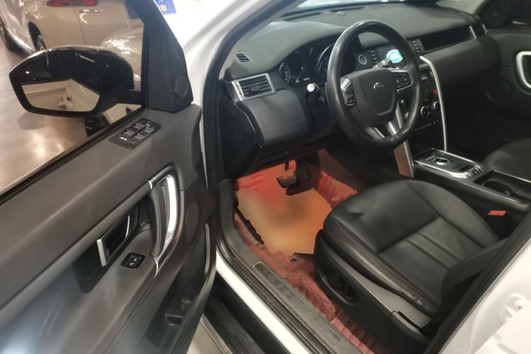 Used Land Rover Discovery Sport 2018 240 PS SE Version Driver Seat