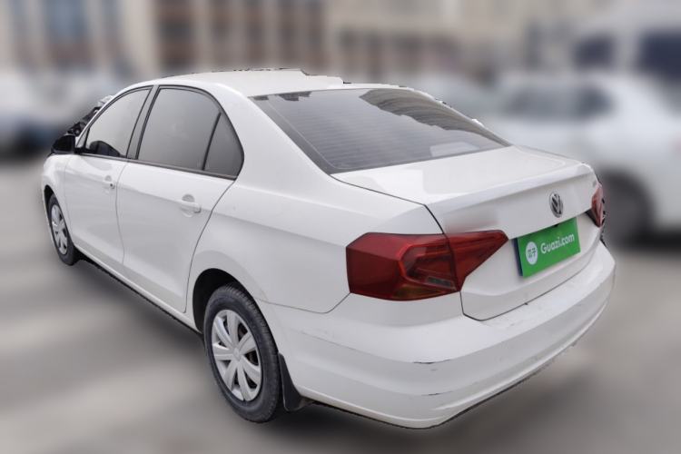 Used Volkswagen Jetta 2017 1.4L Manual Fashion Edition
