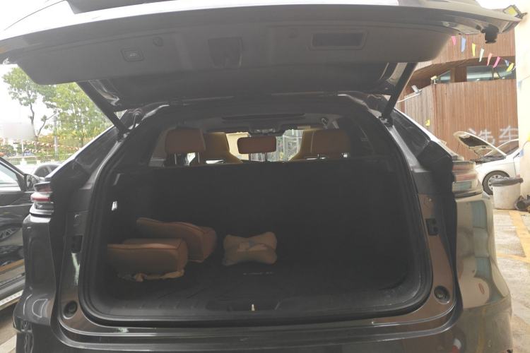 Used Changan UNI-K 2021 2.0T Prestige Edition
