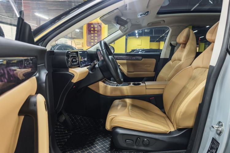 Used Leapmotor C11 2024 Range-Extended 300 Luxury Edition