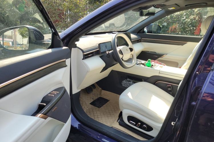 Used Dongfeng eπ eπ008 2024 636Max All-Electric Version 6 Seats
