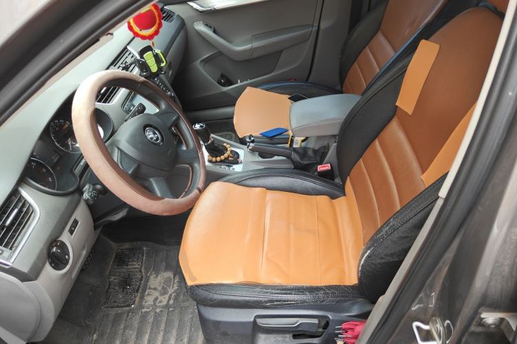 Used Skoda Octavia 2015 1.6L Automatic Yijie Edition Left Front Seat