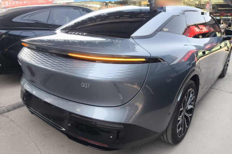 Used Zeekr 007 2024 Rear-Drive Enhanced Version 75 kWh Rear Right 45 Deg