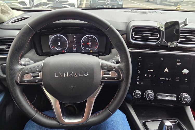 Used Lynk & Co 02 2018 1.5T DCT Two-Wheel Drive Pro Version China V Emission Standard
