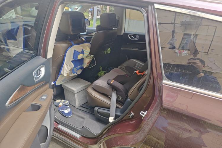 Used Infiniti JX 2013 JX35 4x4 All-Terrain Edition Left Rear Seat