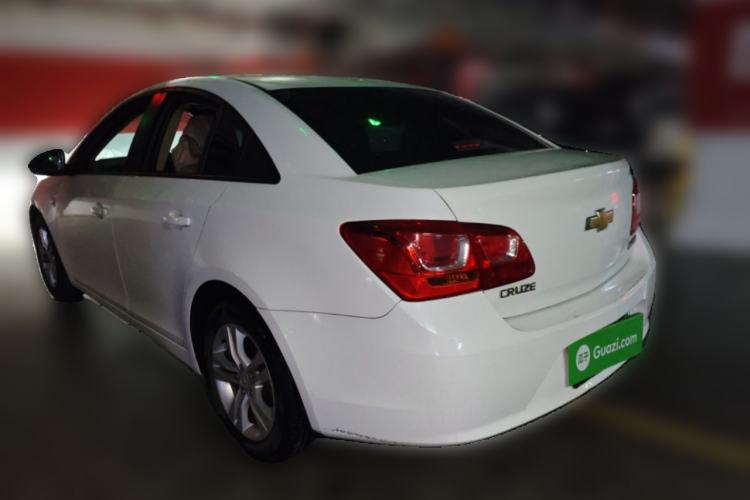 Used Chevrolet Cruze 2015 1.5L Classic SE MT Rear Left 45 Deg
