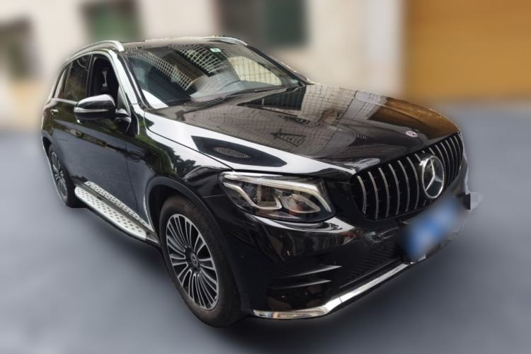 Used Mercedes-Benz GLC 2019 GLC 260 L 4MATIC Dynamic Model Front Right 45 Deg