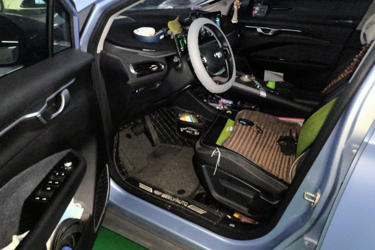 Used Geometry C 2020 Premium Range Version 400 KM C+