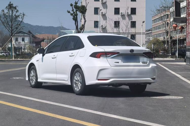 Used Toyota Corolla 2022 Dual-Motor 1.8L E-CVT Pioneer Edition
