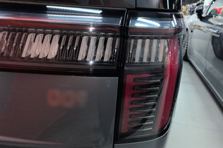 Used Zeekr 009 2024 7-Seater Walk-Through Version Four-Wheel Drive 108 kWh
