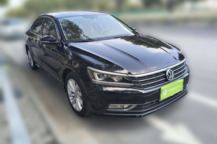 Used Volkswagen Passat 2017 330TSI DSG Luxury Edition
