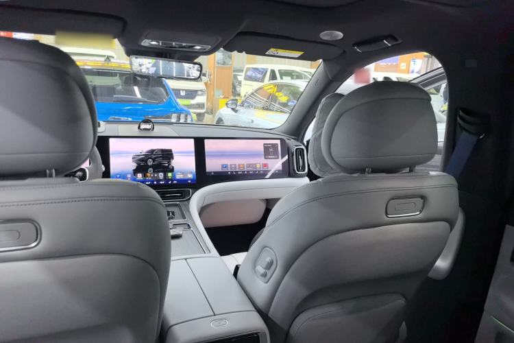 Used Hima AITO M9 2025 Extended-Range Ultra Version 52 kWh 5-Seater Edition